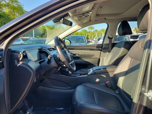 Used 2023 Hyundai Tucson SEL w/ Convenience Package FWD image 2