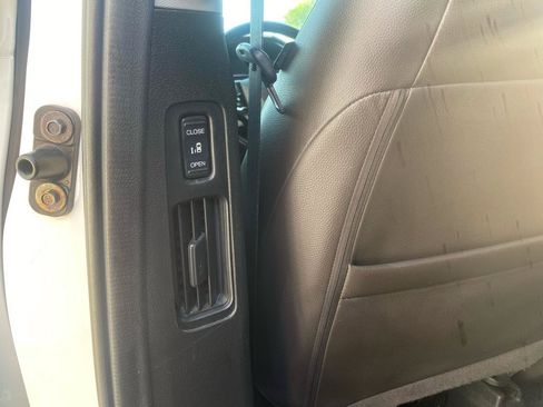 Used 2018 Honda Odyssey Elite image 29