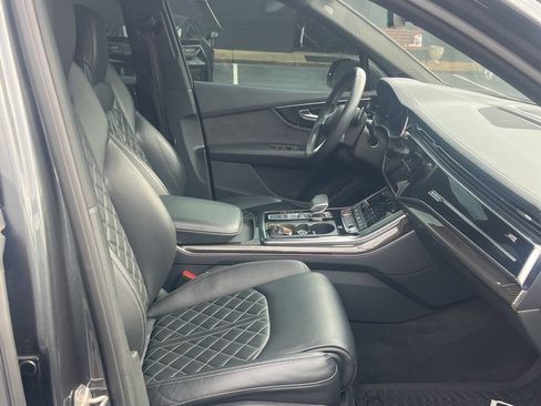 Used 2021 Audi SQ7 Premium Plus AWD/4WD image 6