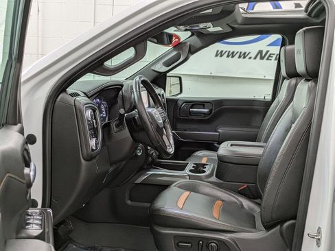 Used 2021 GMC Sierra 1500 AT4 w/ AT4 Preferred Package AWD/4WD image 4