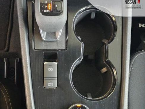 Certified 2023 Nissan Rogue SV image 27