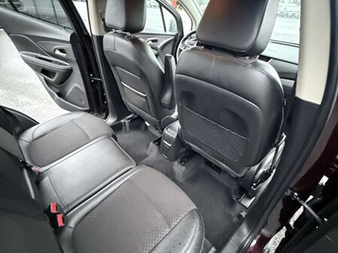 Used 2018 Buick Encore Sport Touring image 28