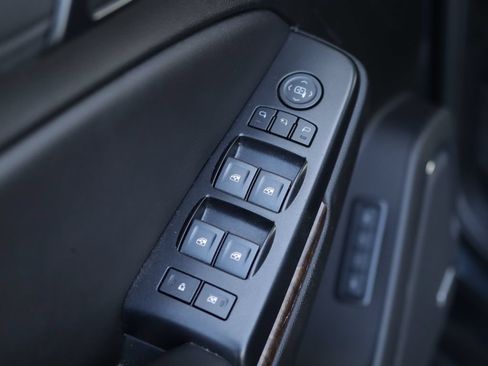 Used 2020 Chevrolet Tahoe LT AWD/4WD image 28