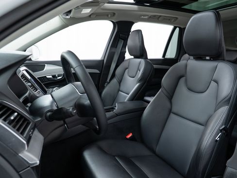 Used 2023 Volvo XC90 B5 Core w/ Protection Package Premier image 13