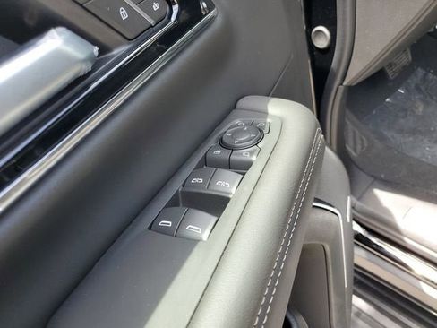 New 2026 GMC Yukon XL Elevation w/ Elevation Premium Package AWD/4WD image 18