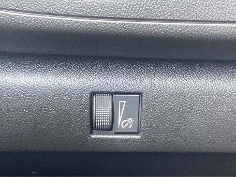 New 2025 Chevrolet Colorado W/T image 14