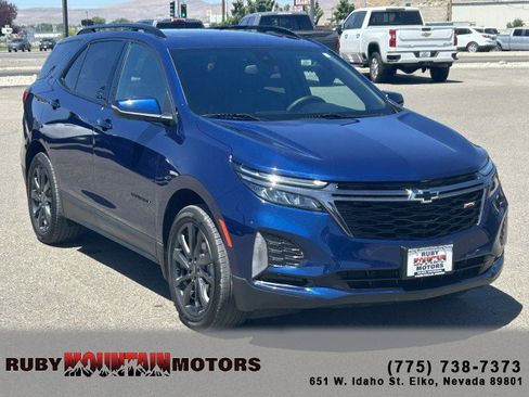 Used 2023 Chevrolet Equinox RS image 1
