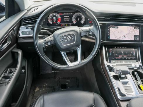 Used 2021 Audi Q8 Premium w/ Convenience Package AWD/4WD image 20
