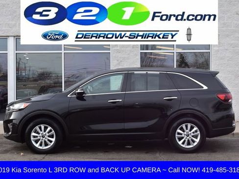 Used 2019 Kia Sorento L FWD image 2