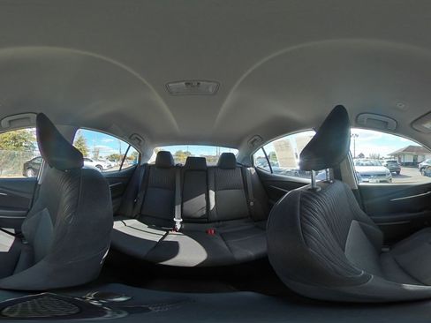 Used 2025 Toyota Camry LE image 41