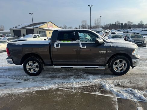 Used 2015 RAM 1500 Big Horn image 4