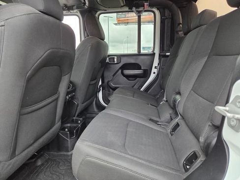 Used 2021 Jeep Gladiator Sport AWD/4WD image 6