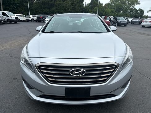 Used 2015 Hyundai Sonata Limited w/ Option Group 05 FWD image 8
