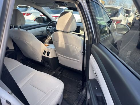 Certified 2025 Hyundai Tucson SEL image 11
