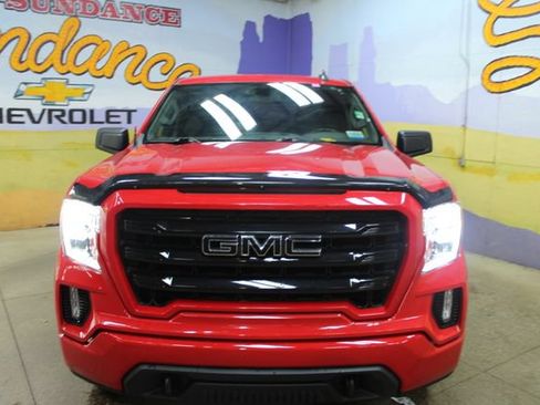 Used 2021 GMC Sierra 1500 Elevation w/ LPO, Elevation Black Package AWD/4WD image 3