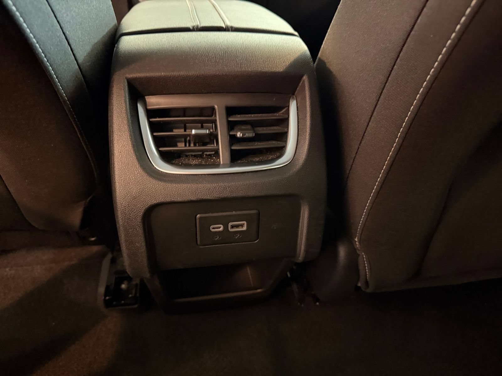 Used 2025 Chevrolet Blazer LT FWD image 22