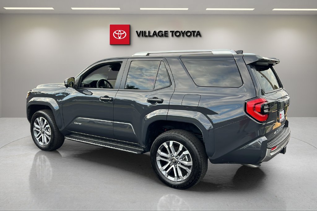 Used 2025 Toyota 4Runner Limited RWD image 3