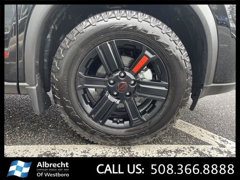 Used 2025 Nissan Rogue SV w/ Rock Creek Premium Package image 33