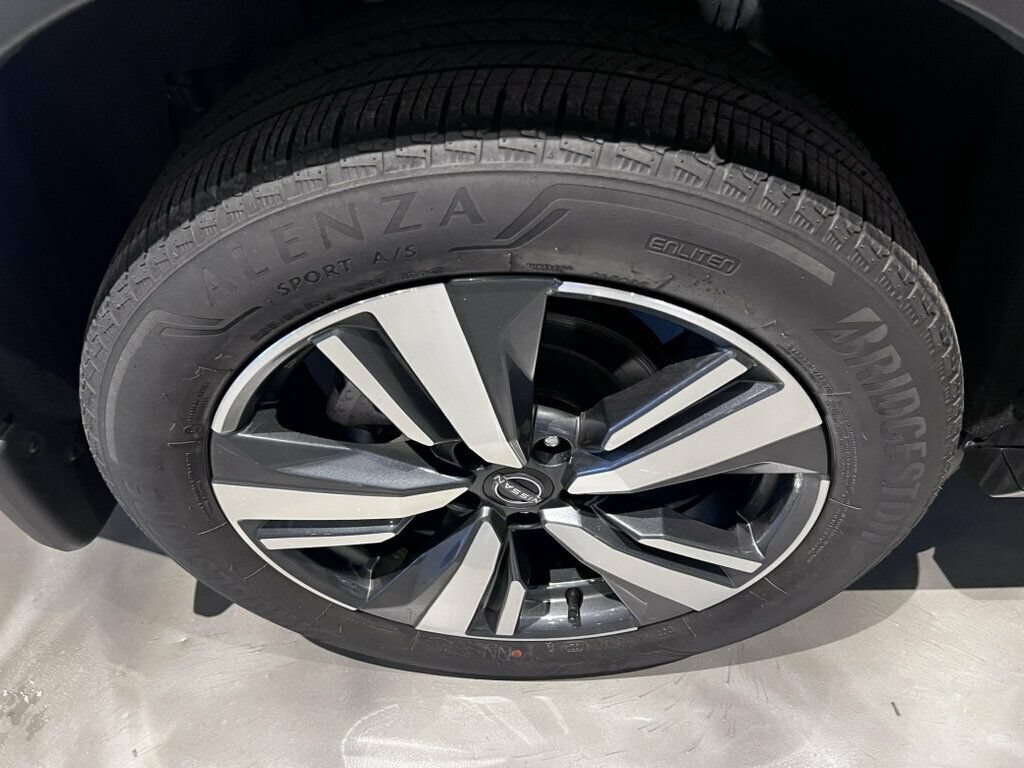 Used 2023 Nissan Rogue SL w/ SL Premium Package AWD/4WD image 26