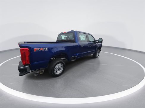 New 2026 Ford F250 XL w/ FX4 Off-Road Package image 8