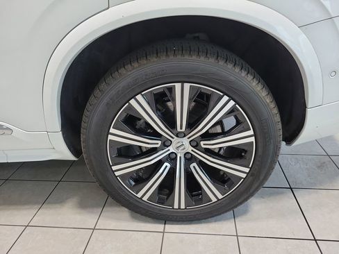 Used 2024 Volvo XC90 B6 Plus image 60