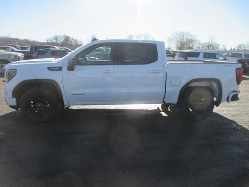 New 2026 GMC Sierra 1500 Elevation image 9