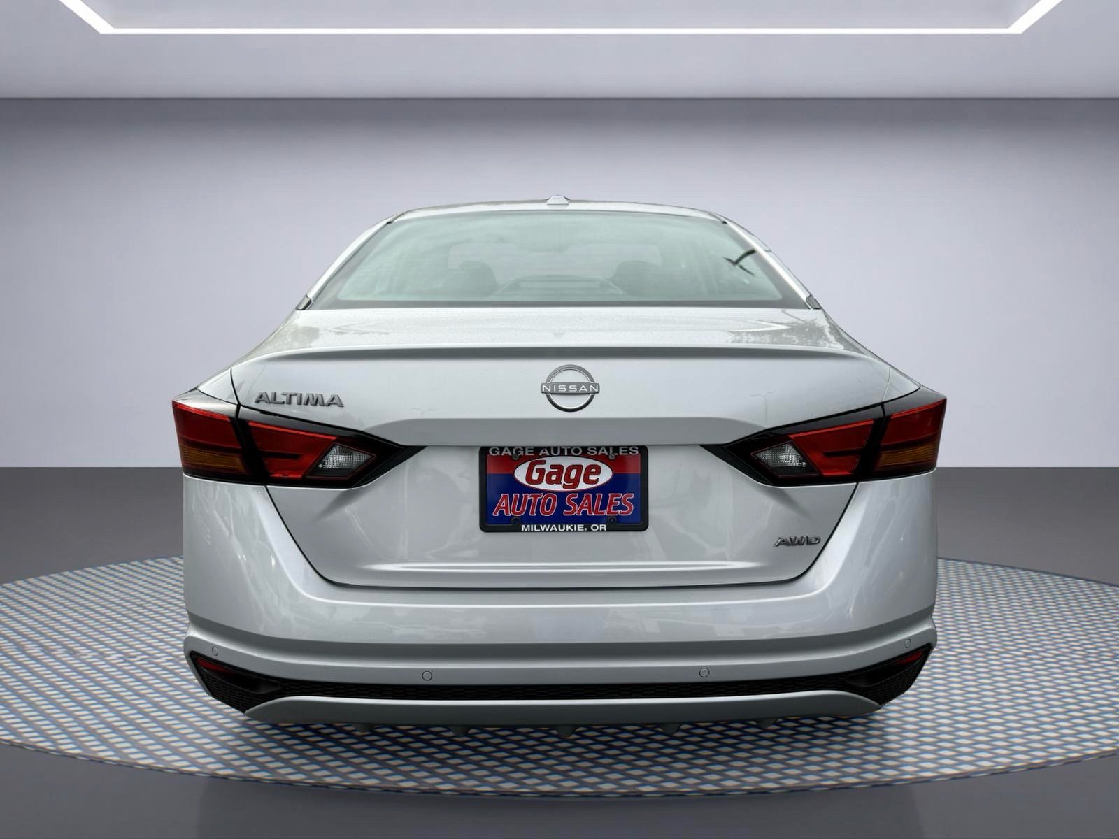 Used 2025 Nissan Altima 2.5 SV AWD/4WD image 5