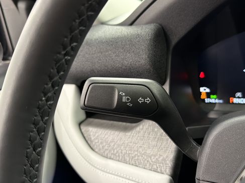 Used 2025 Ford Explorer Platinum w/ Ultimate Package image 47