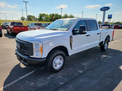 New 2023 Ford F250 XL image 3