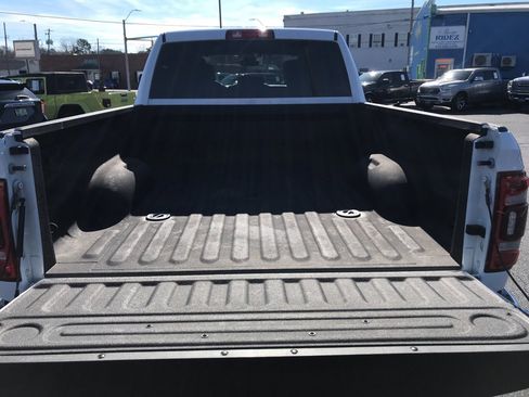 Used 2024 RAM 2500 Big Horn image 27