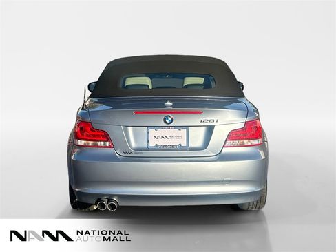 Used 2013 BMW 128i Convertible image 4
