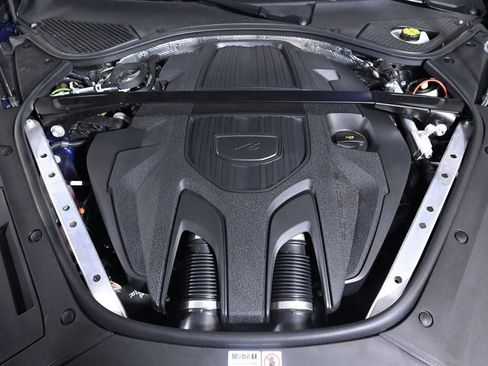 Certified 2023 Porsche Panamera Platinum Edition RWD image 28