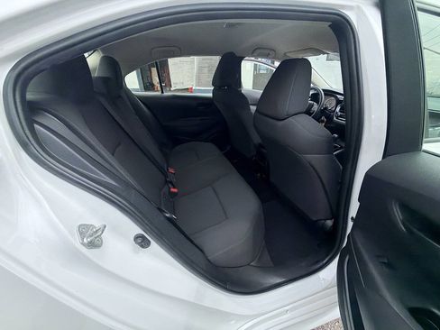 Used 2022 Toyota Corolla LE FWD image 55