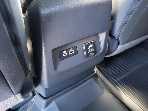 Used 2025 Nissan Frontier Pro-X w/ Pro Convenience Package image 13