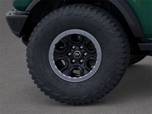 New 2025 Ford Bronco Badlands image 21