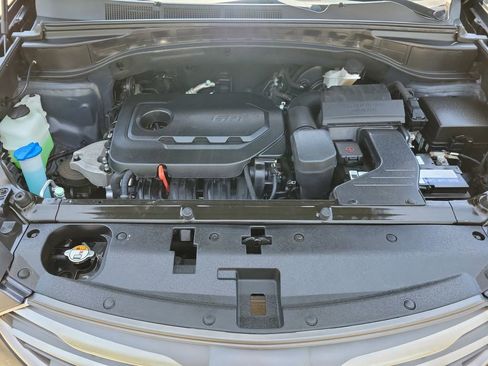 Used 2017 Hyundai Santa Fe Sport FWD image 34
