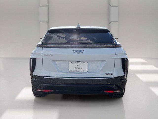New 2027 Cadillac Lyriq Luxury RWD image 4