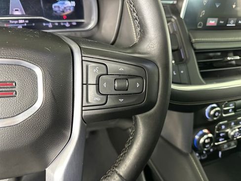 Used 2023 GMC Yukon SLT image 16