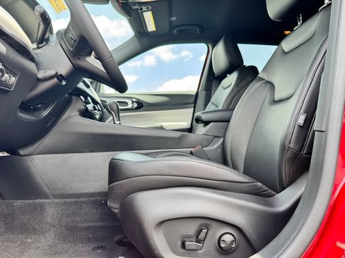 New 2026 Jeep Compass Limited AWD/4WD image 17