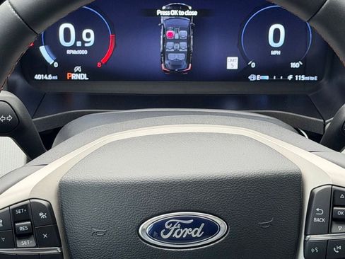 New 2026 Ford Explorer Active w/ Active Comfort Package RWD image 15