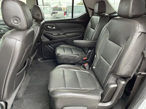 Used 2020 Chevrolet Traverse Premier w/ Redline Edition AWD/4WD image 26