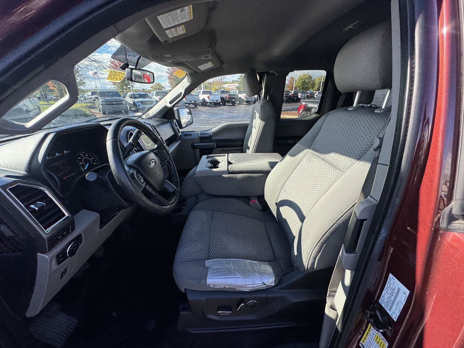 Used 2016 Ford F150 XLT w/ Equipment Group 302A Luxury AWD/4WD image 15