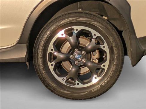 Used 2023 Subaru Crosstrek 2.0i Premium w/ Popular Package #3 image 24