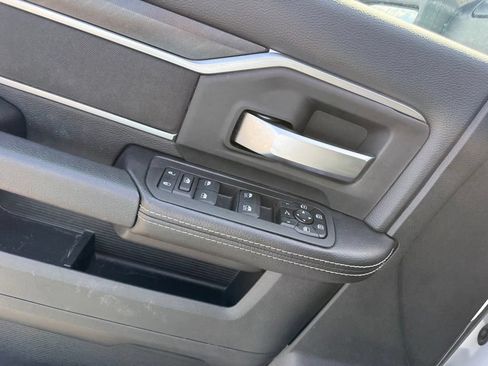 Used 2026 RAM 2500 Big Horn AWD/4WD image 6