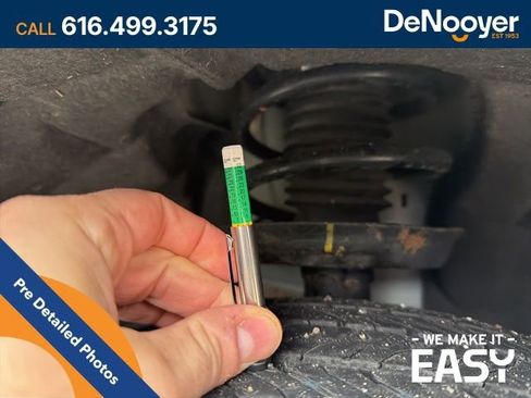 Used 2024 Chevrolet Equinox LT w/ LPO, Floor Liner Package image 10