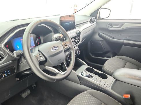 Used 2024 Ford Escape Active image 31