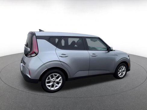Used 2024 Kia Soul LX w/ Option Group 015 image 15