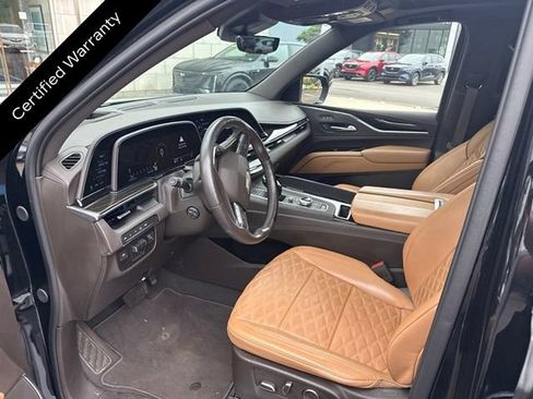Used 2023 Cadillac Escalade Sport w/ LPO, ONYX Package AWD/4WD image 14