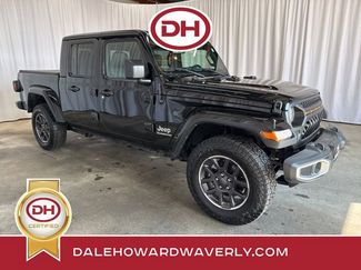 Used 2021 Jeep Gladiator Overland w/ Popular Equipment Package image 1