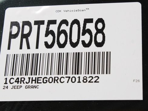 Used 2024 Jeep Grand Cherokee Summit AWD/4WD image 39